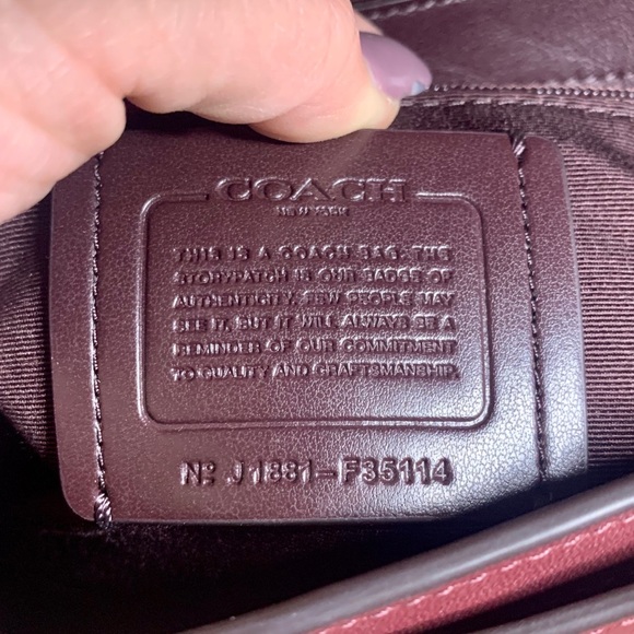 COACH Cross Body Purse - Picture 6 of 8